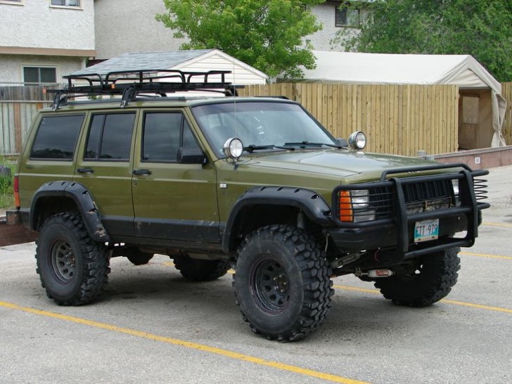 Bug Out Jeep Cherokee!