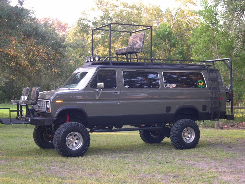 Bug Out Ford Club Wagon!